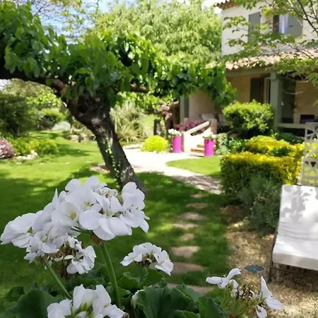 Pretty Holiday In With Private Pool *